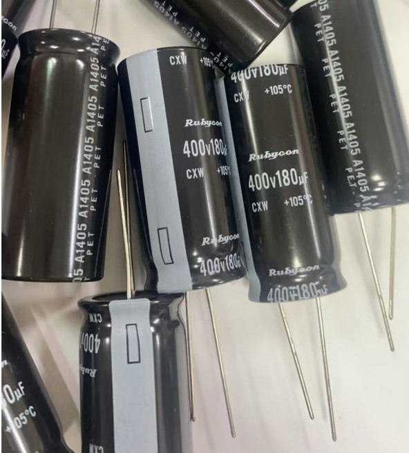 日本製 RUBYCON 電容 180uF/400V 尺寸18*40mm 電解電容 直插電容, 1個