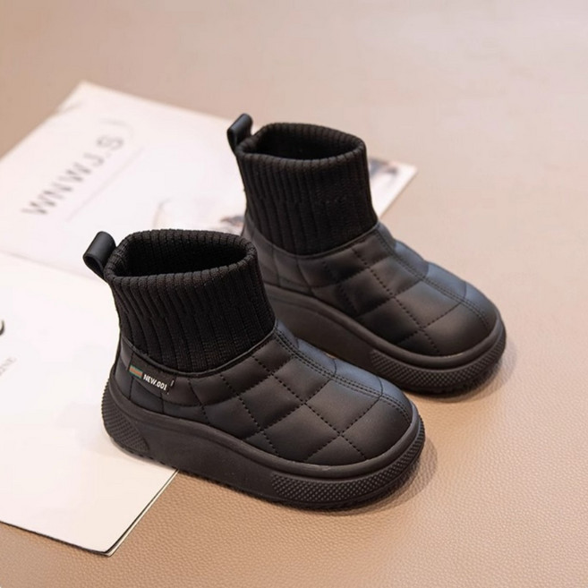 Annie 兒童菱格襪靴，冬季加絨保暖童鞋，女童男童短筒雪地靴