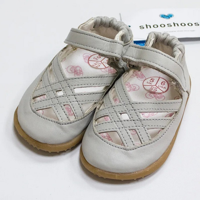 shooshoos 英國 真皮手工童鞋 涼鞋 灰色編織