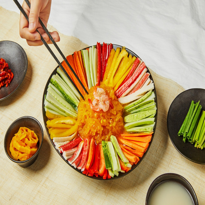 [캠핑맛집]수연이네 맛깔 해파리냉채 500g 채소포함(오이당근파프리카), 1개