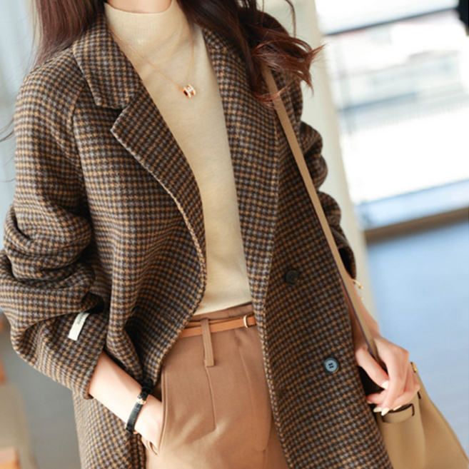 로렌미 멜로우 체크 모직 더블버튼 하프 자켓 S251023FW-1