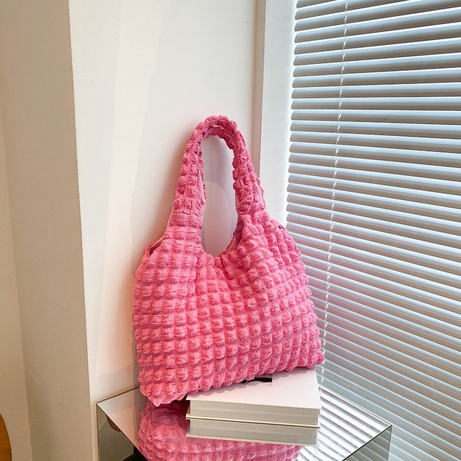 雲朵柔軟肩背包【台灣現貨】雲朵包 超大容量斜背包 泡芙格包 側背包 泡泡包 生日禮物 小紅書包包, 梅葒