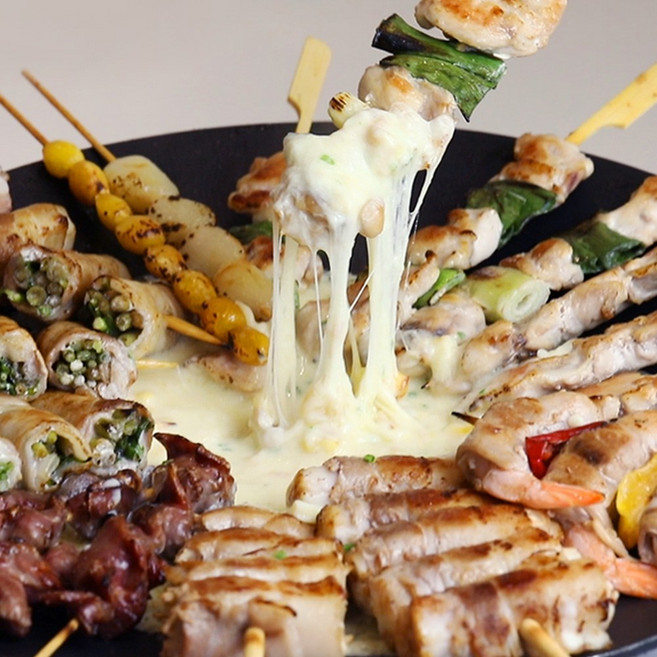 수제 꼬치구이 모듬꼬치 캠핑요리 닭꼬치 삽겹꼬치 염통꼬치 특제소스 19종 모음, 400g, 5개, 퐁듀소스+슈레드치즈 225g 2pet