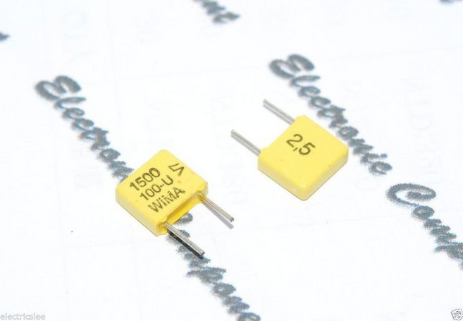 德國WIMA FKC2 1500P (1500PF 1.5nF) 100V 2.5% 腳距:5mm 金屬膜電容器 x1個, 1個