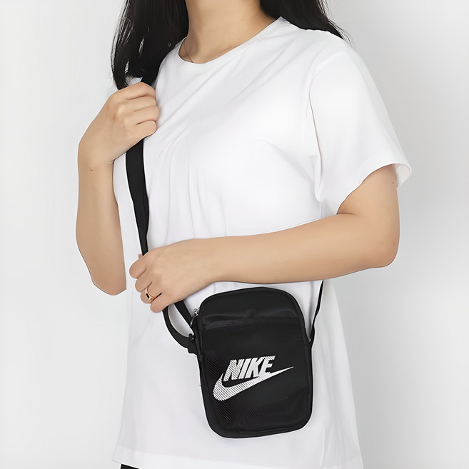 나이키 NSW 헤리티지 크로스바디백 S 미니백