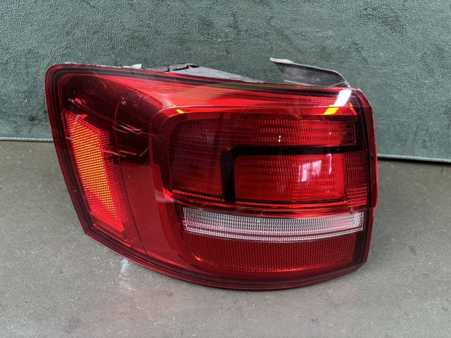 폭스바겐 제타 2015 컴비네이션램프 후미등 대루등 테일램프 백등 뒷라이트 왼쪽/좌/운전석 자동차 중고부품 장원폐차산업, 컴비네이션램프 후미등 좌/운전석