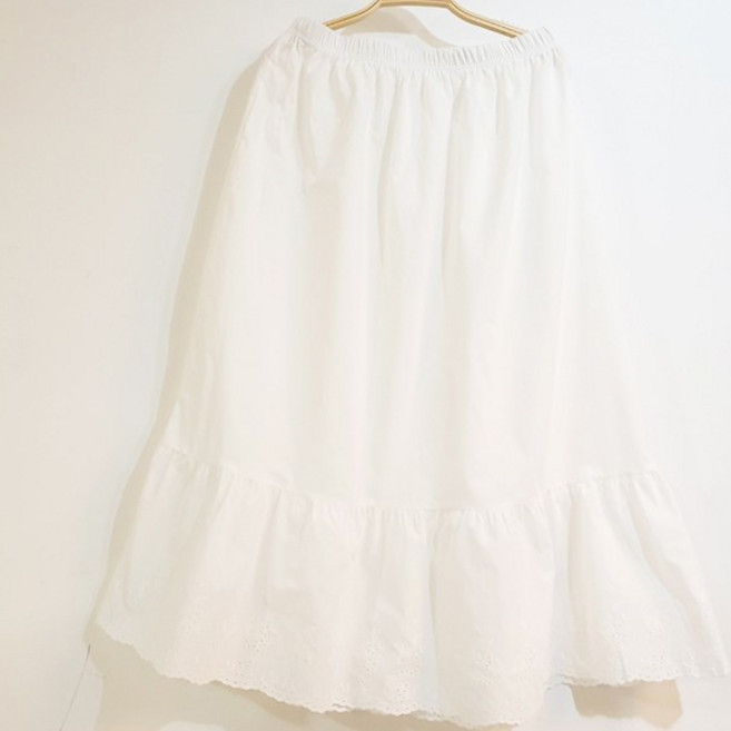 맘트리 면레이스 롱 허리속치마 EM230