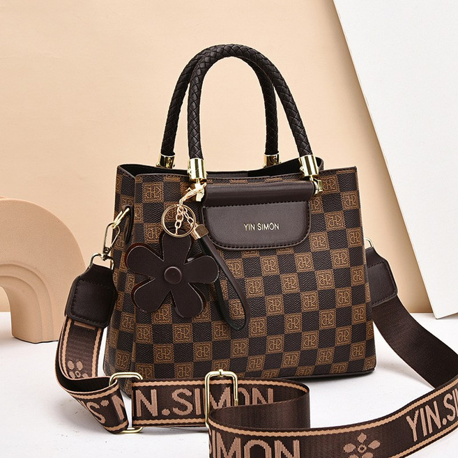 여성가방 토트백 버킷백 여성 숄더백 데일리 패션가방 20대 30대40대 50대 60대 추천여성가방