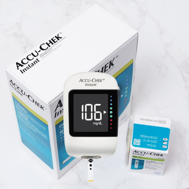 아큐첵 인스턴트 혈당계 풀세트 [혈당계+시험지50매+침110개+솜100매+파우치+채혈기], 1세트