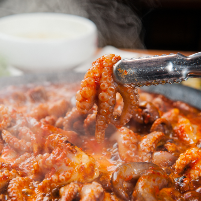 매콤쭈꾸미 볶음 밀키트 냉동 매운 양념 쭈꾸미, 철판쭈꾸미볶음 300g, 1개