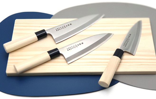 백로 단조 데바, 1개