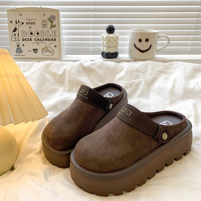 미노스토리 스웨이드 클로그 키높이 여성 슬리퍼