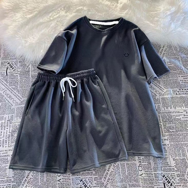 블랑루즈 방끗 심플 트레이닝 반팔 셋업