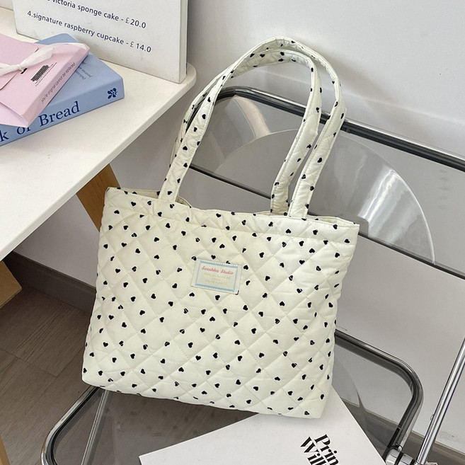 이지몰 가벼운 하트 퀄팅 누빔 숄더백 체크 에코백