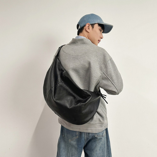 남녀공용 빈티지 데일리 숄더백 가벼운 수납력 좋은 생활방수 가방