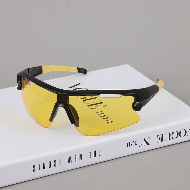 運動太陽眼鏡 時尚墨鏡 防風防曬 修飾顯小臉 跑步登山 抗UV 74504 黑框, 黑框夜視, 1個