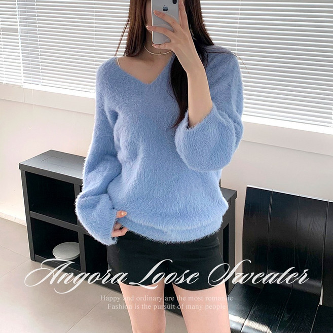 [순이] S.여성 뽀송 앙고라 루즈핏 브이넥 니트