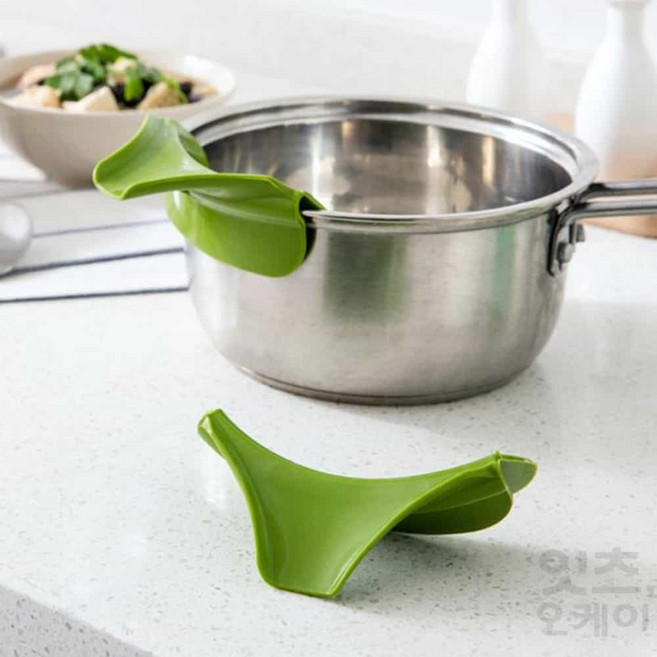 실리콘 따르개 국물흘림방지 냄비 깔대기 주방, 본상품선택, 1개