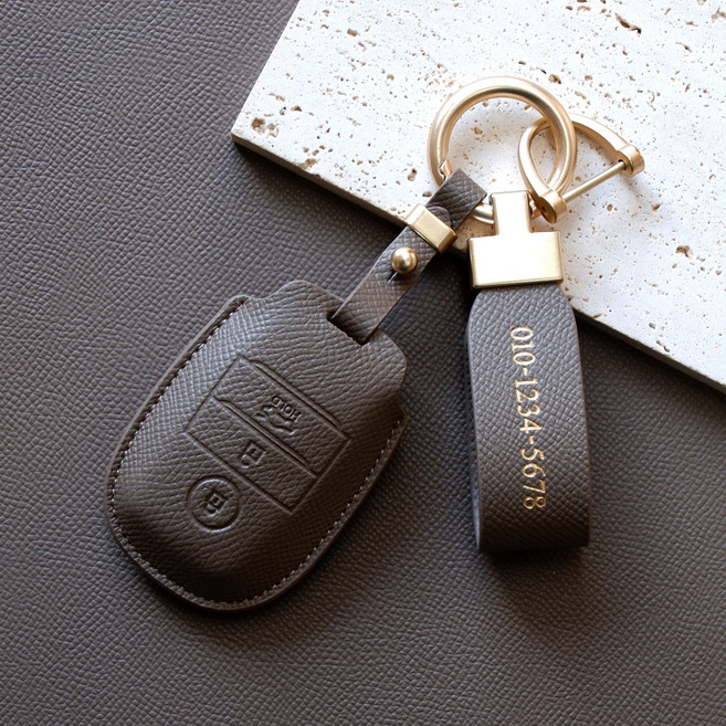 (무료각인)트니르 기아 호환 올뉴 더뉴 카렌스 K5 뉴쏘렌토 더뉴 스포티지 쏘울 니로 카니발 모닝 레이 차 키케이스 가죽 + 키링 차량용품 키홀더, 기아G타입(3버튼), 카푸치노