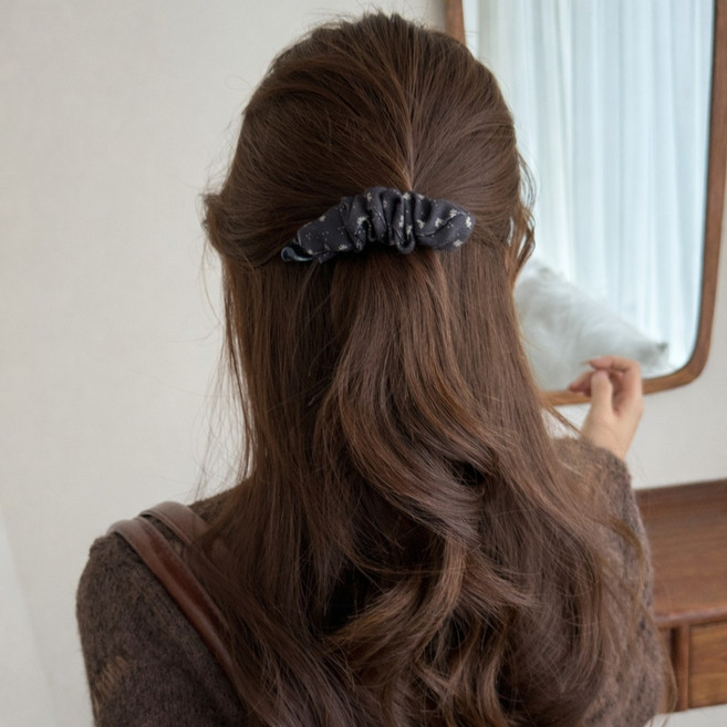 소우샵 플로럴 플리츠 바나나핀 볼륨 바나나핀