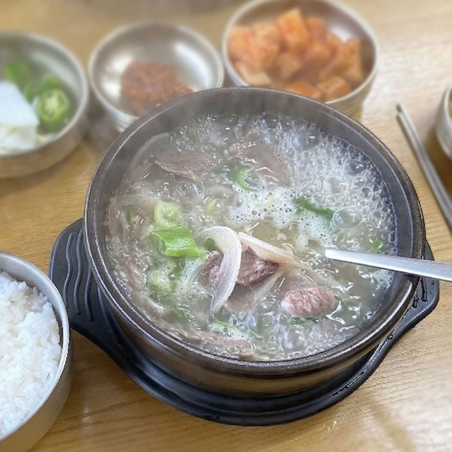 가마솥 한우 소머리국밥 한우국밥 곰탕 사골육수 몸보신 천국밥 세트, 4개, 630g