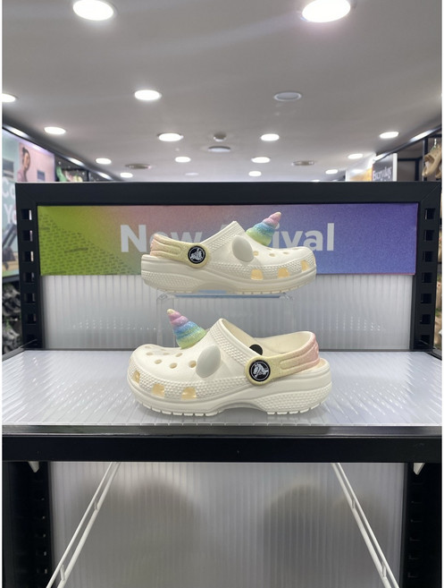 [크록스] 클래식 아이 엠 레인보우 유니콘 클로그 토들러 209701-0WV 초크