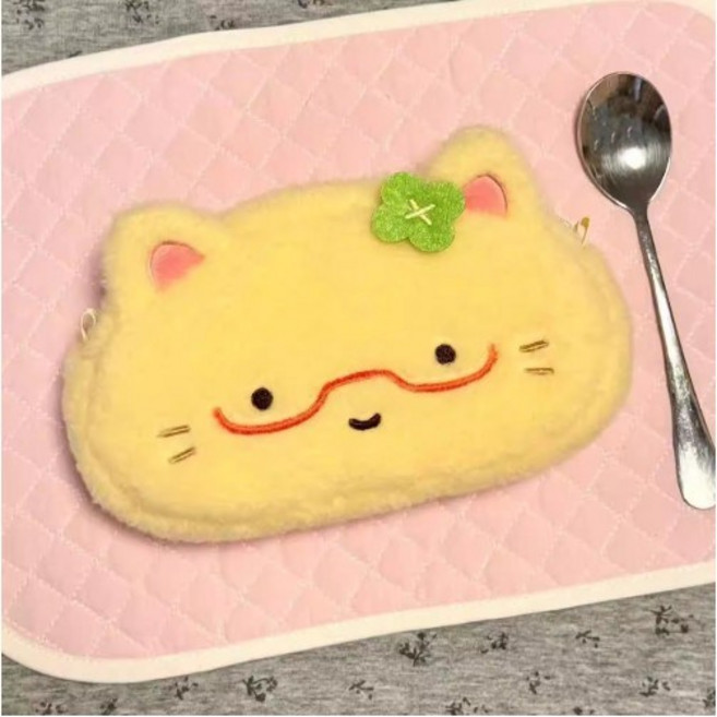 빨간 안경 행운 노랑 고양이 필통 네잎클로버를 단 고양이 필통 고야미 파우치 고등학생 중학생 필통 추천 대학생필통 친구생일선물 추천 필통, 1개, 행운의 노랑 고양이 필통