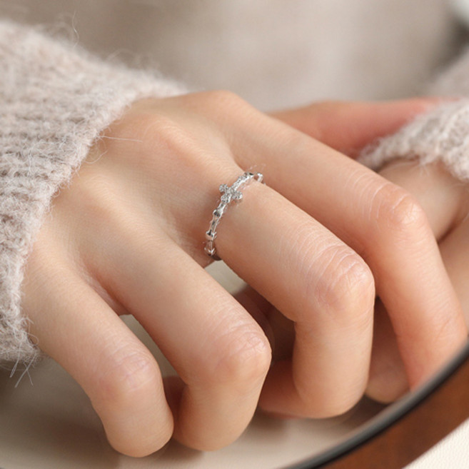 여성 심플 미니멀 큐빅 십자가 슬림 오픈 링 반지 A2621