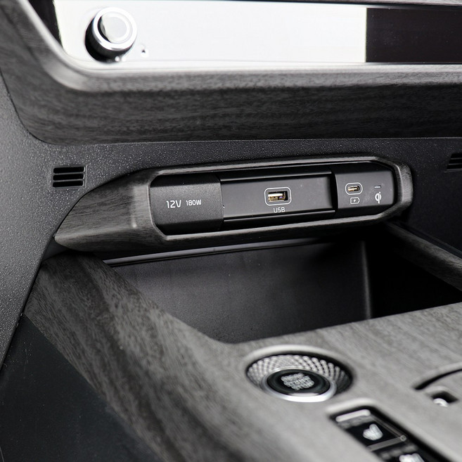 유투카 튜닝 용품 호환 니로 SG2 우드 카본 몰딩 USB포트 실내 인테리어 기스방지 커버, 우드 1P