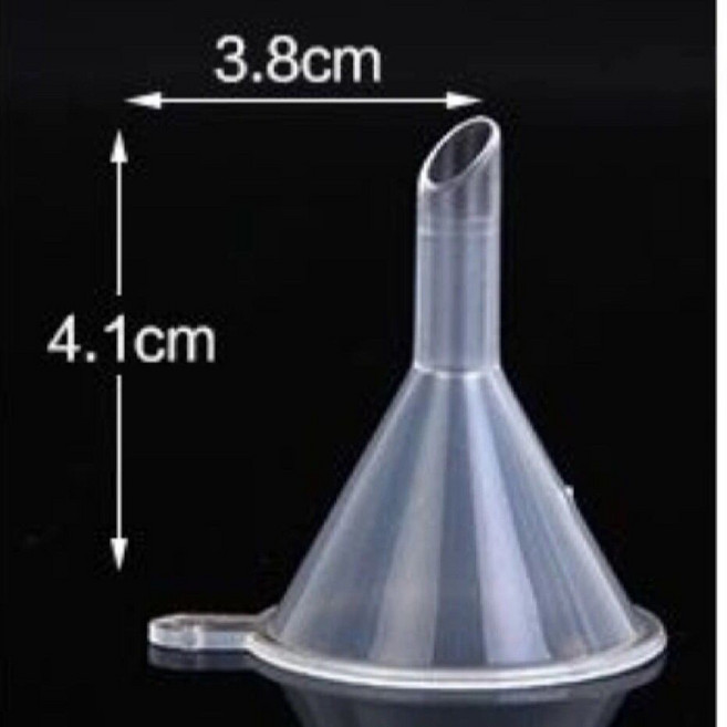 帶鑰匙扣酒精噴瓶 消毒噴霧瓶 分裝瓶 細霧小噴瓶, 1個, 1個裝漏鬥
