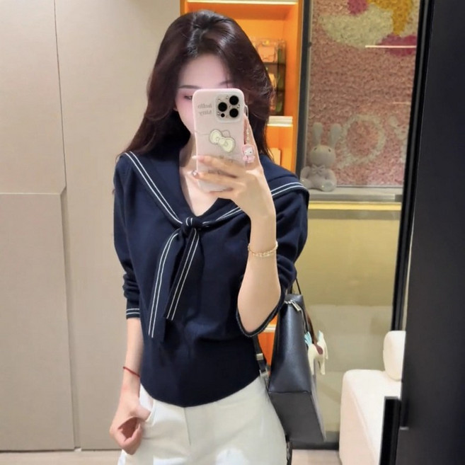 아이엠몽 여성 배색 리본 카라 니트 티셔츠