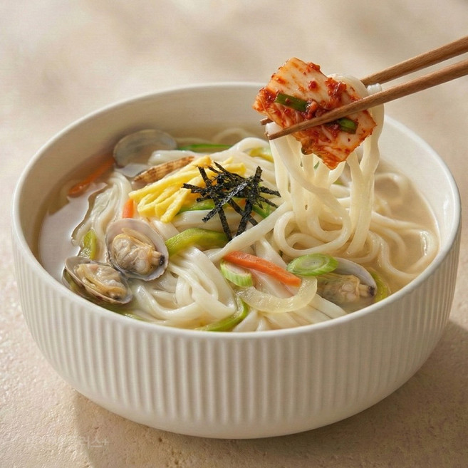 원조 명동칼국수 마늘김치 2kg+칼국수5인분(1kg), 1개, 2kg