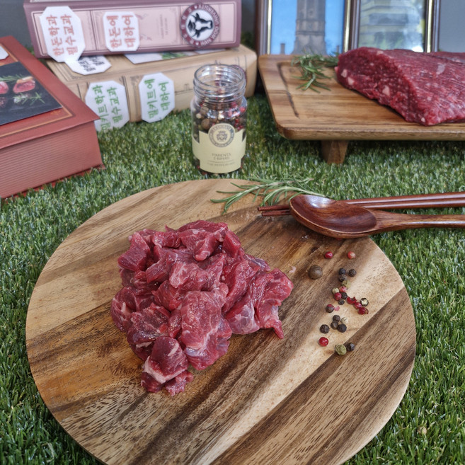 한우대학 엄선한 한우 암소 2등급 양지 사태 홍두깨 500g 치마양지 국거리 장조림, 사태 500g(덩어리), 1개