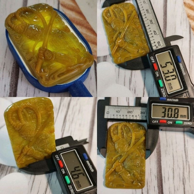 92jade 齊天大聖孫悟空玉佩 瓜地馬拉翡翠 黃翡 黑神話悟空造型 53x30.8x4.6mm, 1個