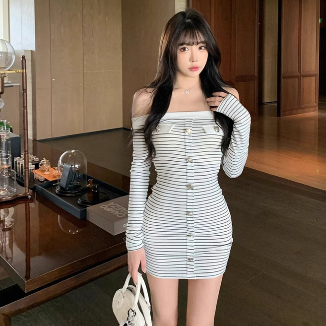 글램디브 루노앨 스트라이프원피스 오프숄더 긴팔 데일리룩 AI1666