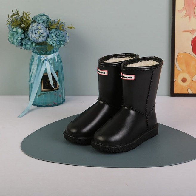 Mankate 兒童鋪毛雪靴