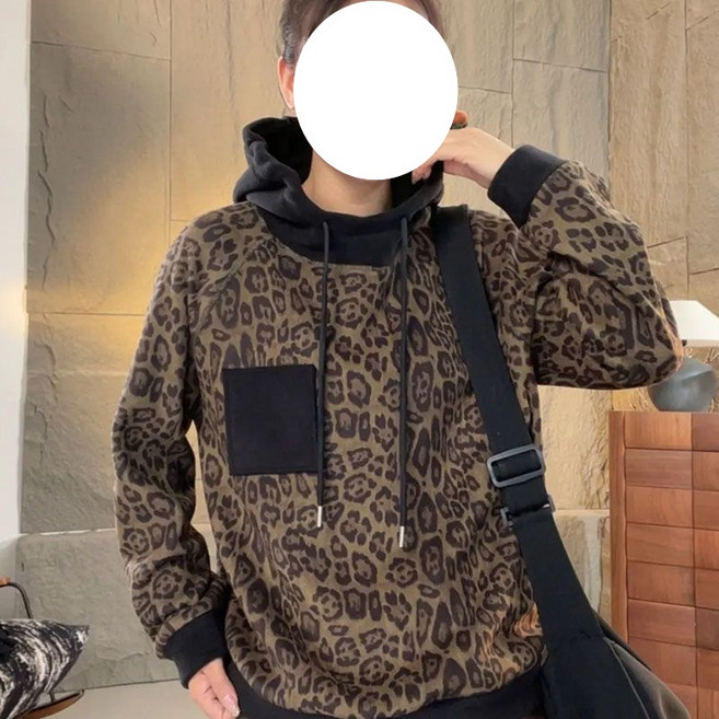 쌍천 덕융 도톰 호피 맨투맨 여 가을 겨울 후드 상의 여 W26011714