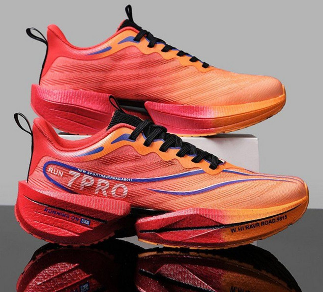 카본 런닝화 신발 러닝화 조깅화 카본화 마라톤화 운동화 트레킹 충격 흡수 남성 여성