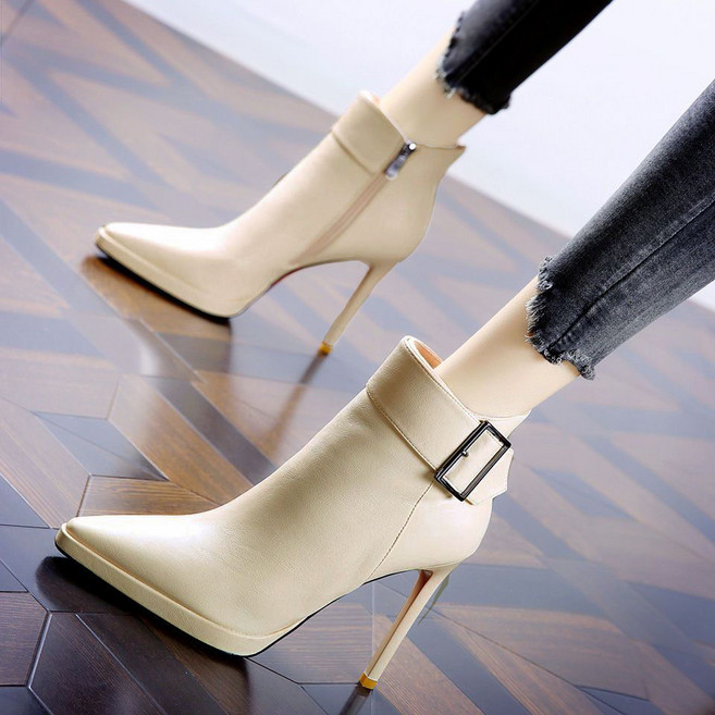 여성 봄과 가을 짧은 부츠 패션 겨울 새로운 뾰족한 스틸레토 힐 여성 가을 겨울 짧은 부츠 발목 부츠 패션 11CM 하이힐 짧은 부츠 KGEAJ10J