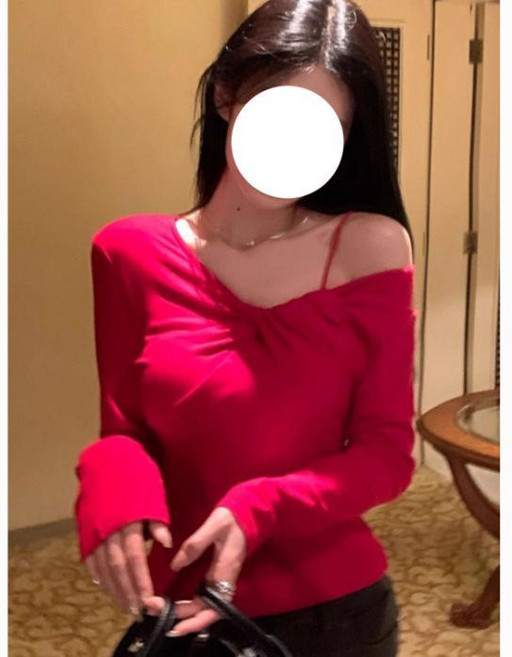 新款不規則V領露肩修身顯瘦長袖T恤上衣女