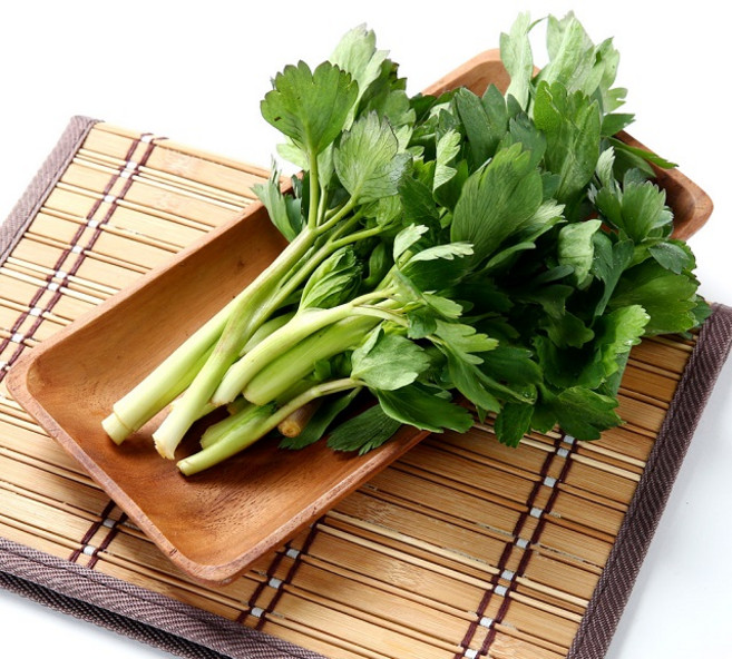 입맛을 살려주는 쌉싸름하며 달큰한 여수노지 햇 방풍나물, 1개, 2kg