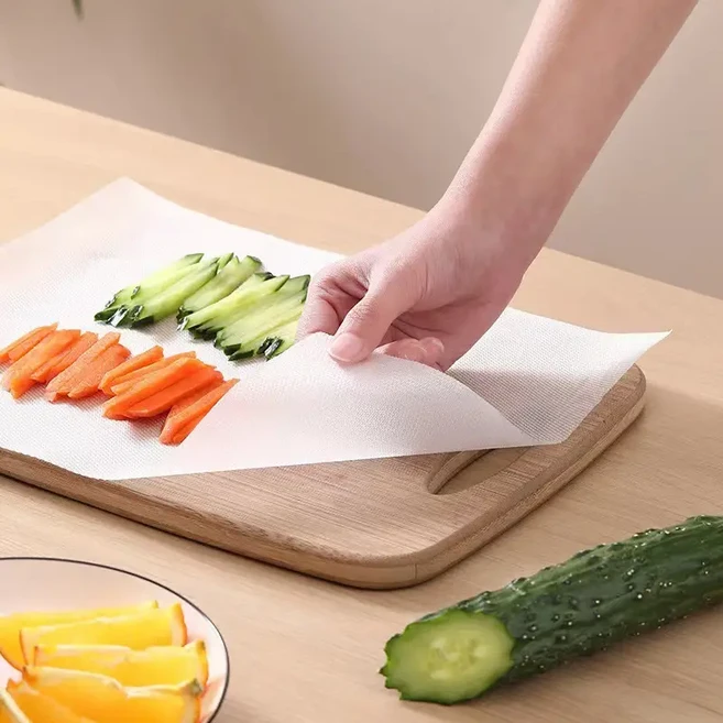 일회용 도마 매트 휴대용 주방 패드 슬라이딩 나이프가 있는 종이 음식 절단용, 1 Roll