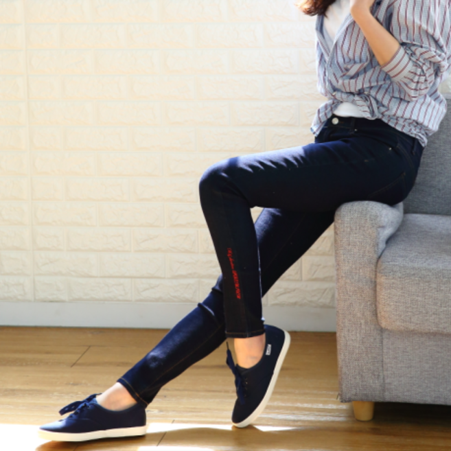 IBOY UGIRL 여성 슬림핏 워싱 스판 스키니