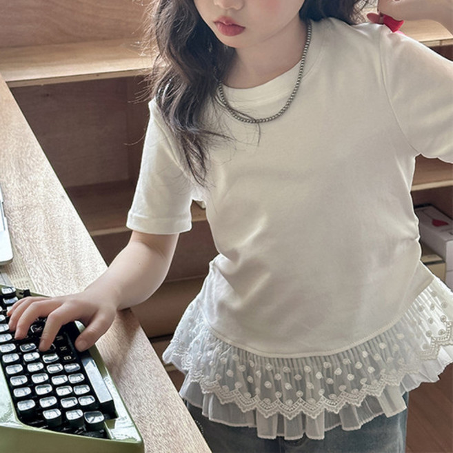 델루비오 여아 밑단 레이스 자수 프릴 데일리 무지 라운드넥 반팔 티셔츠