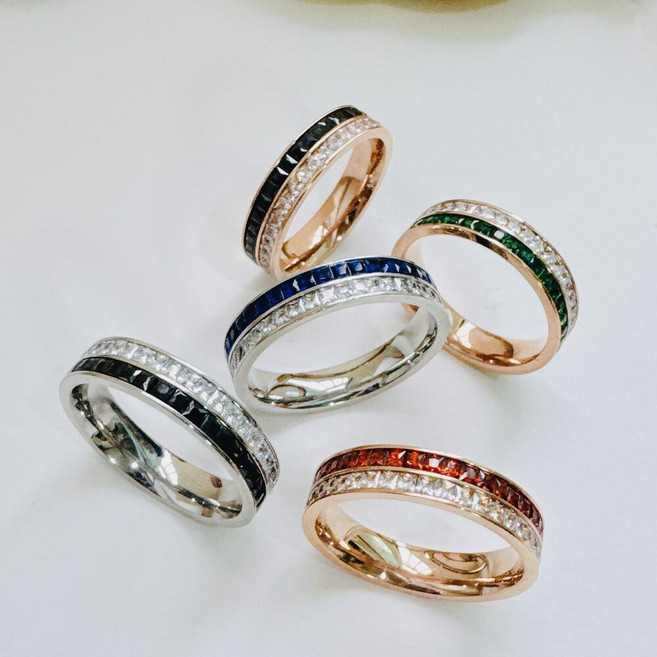 [써지컬스틸] 배색 컬러 샤인 두줄 큐빅 반지 ( 레드 그린큐빅 블랙큐빅 두줄 반지 )