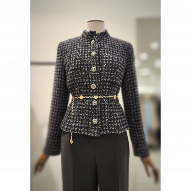 모조에스핀 간절기 하프넥 팬시트위드 주얼리버튼 페플럼재킷 S243MSF004-CG