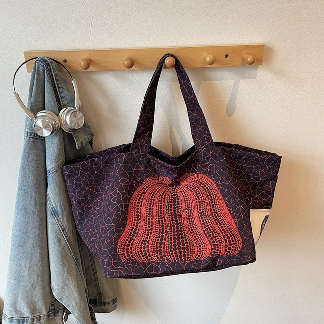 쿠사마 야요이 호박 에코백 일본 도쿄 숄더백