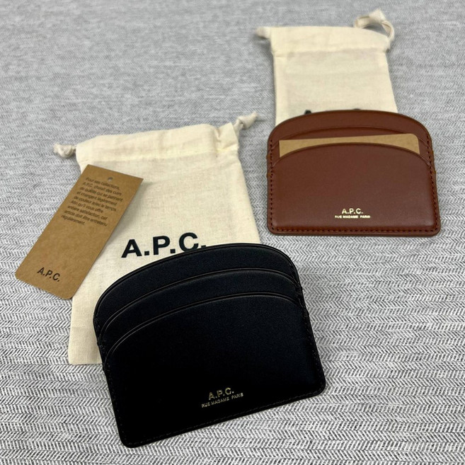 아페쎄 카드지갑 카드홀더 3종 하프문 APC 로고 블랙 브라운 PXAWV-F63270 F63270