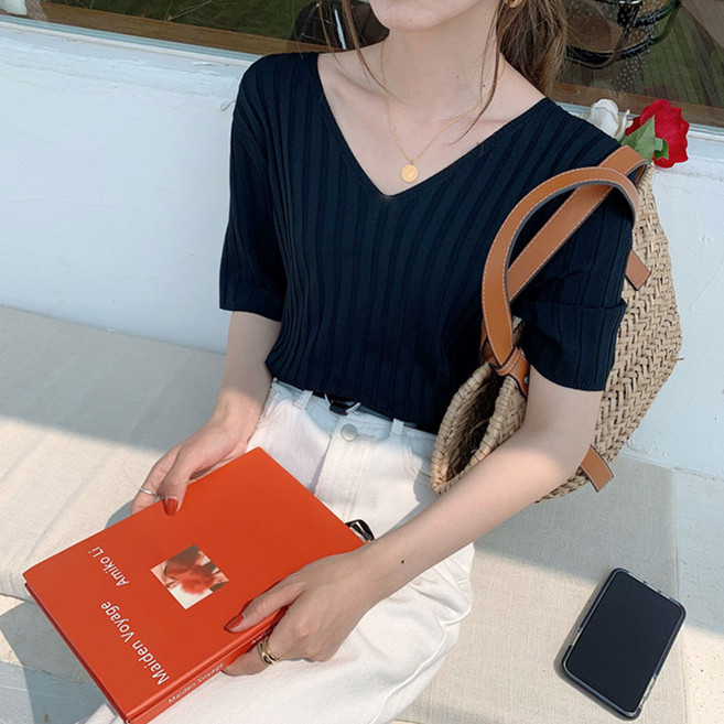 로지 슬림핏 골지V넥 반팔티셔츠