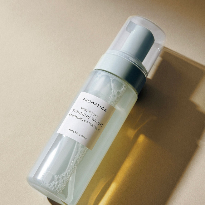 아로마티카 퓨어 앤 소프트 캐모마일 앤 티트리 여성청결제, 170ml, 1개